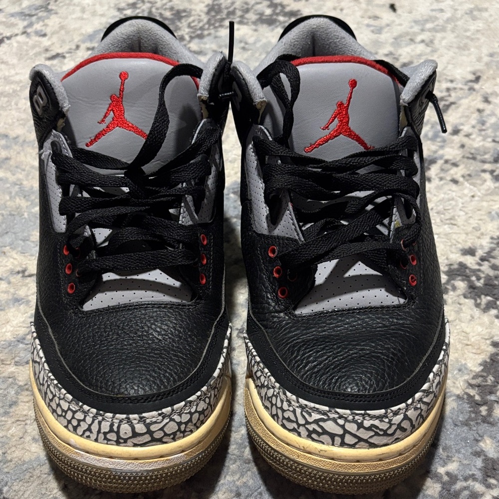 Air Jordan Retro 3 Black Cement